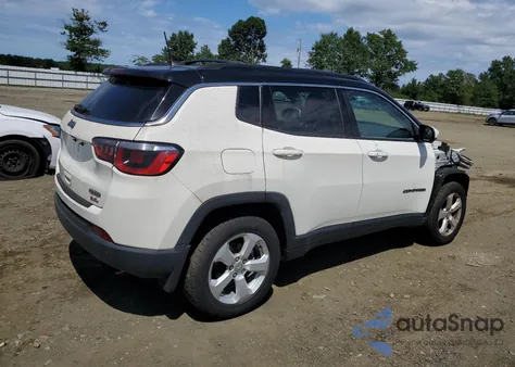 2018 Jeep Compass Latitude z USA, uszkodzony, nr VIN 3C4NJDBB9JT138021